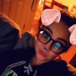 Meet your Posher, Aimee